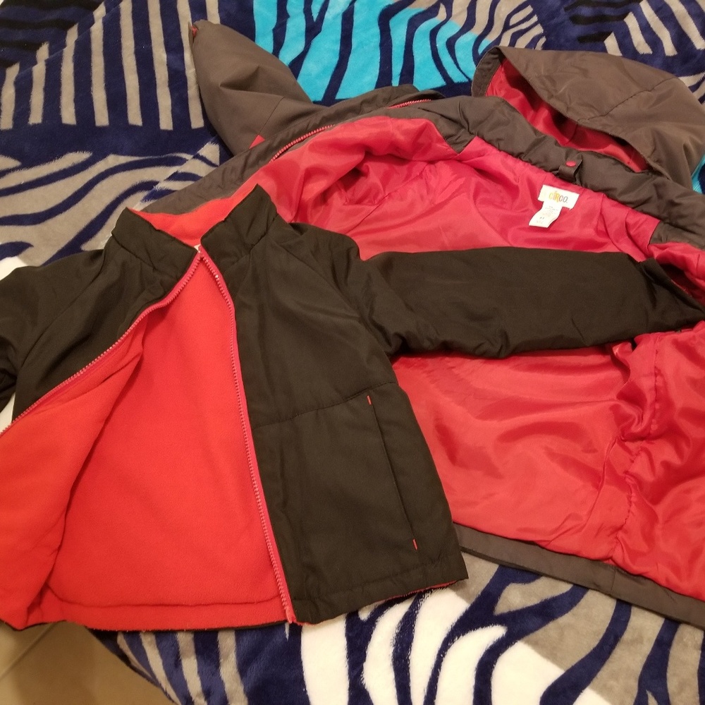 Like new jacket for boy toddlers